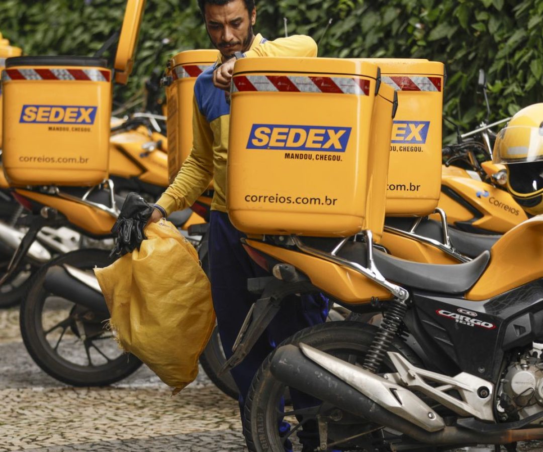 DOU publica extrato de empréstimo de R$ 12 bilhões para os Correios