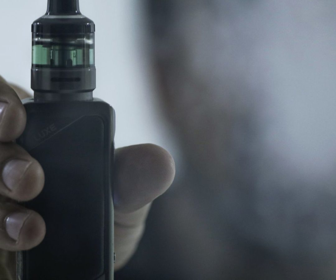 Dia Mundial sem Tabaco: novas tecnologias camuflam vapes e são desafio