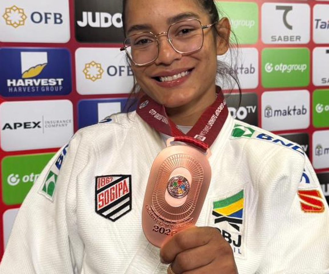 Jéssica Lima é bronze no 1º dia do Grand Slam de judô no Uzbequistão