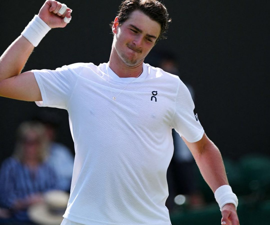 João Fonseca crava segunda vitória no Torneio de Wimbledon, em Londres