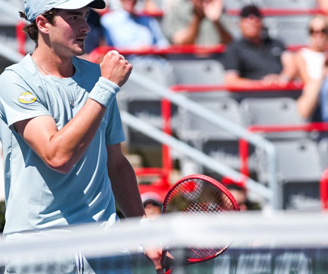 João Fonseca supera Tsitsipas na estreia do Masters 1000 de Montreal