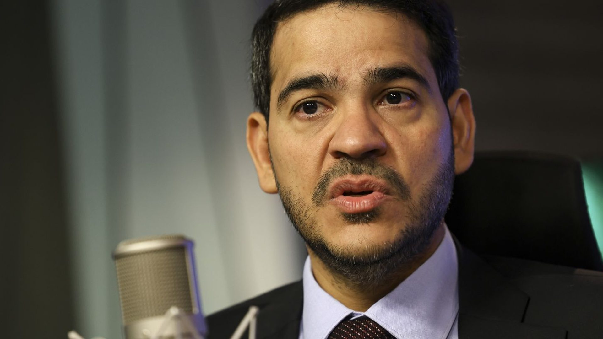 AGU pede que Gilmar reconsidere decisão sobre impeachment de ministros
