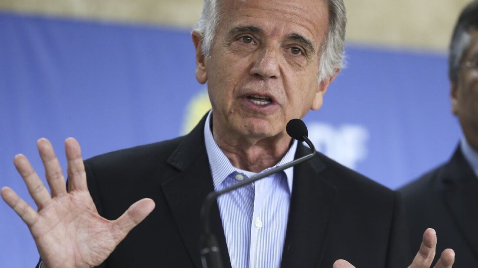 jose-mucio-.jpg