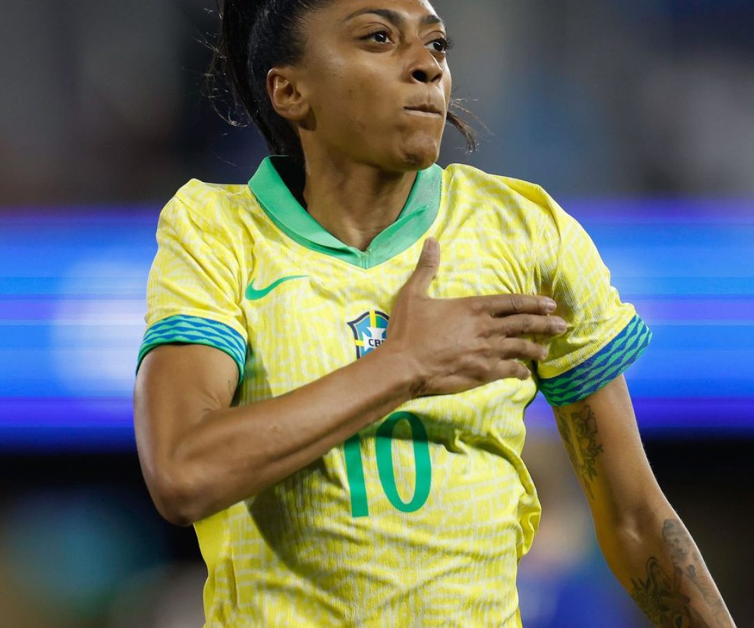Barça anuncia Kerolin com valor recorde no futebol feminino brasileiro