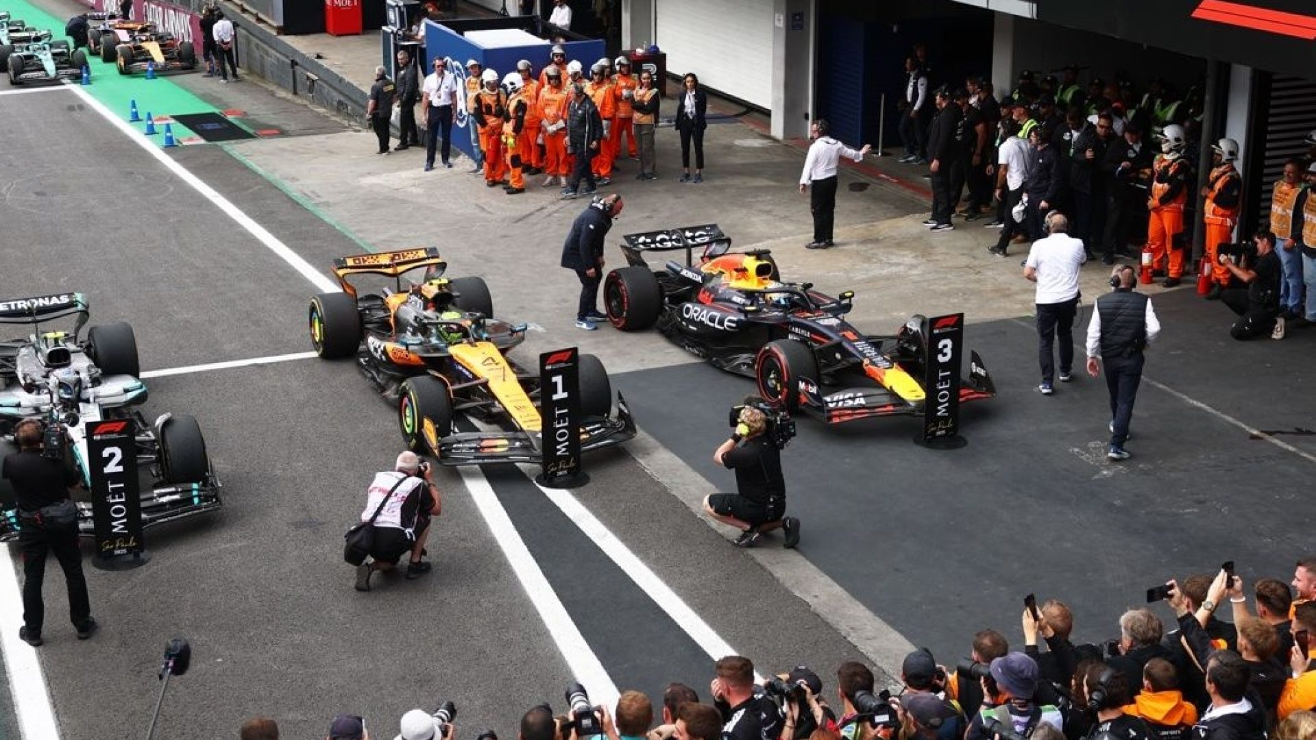 Red Bull responde McLaren sobre motor novo de Max no Brasil