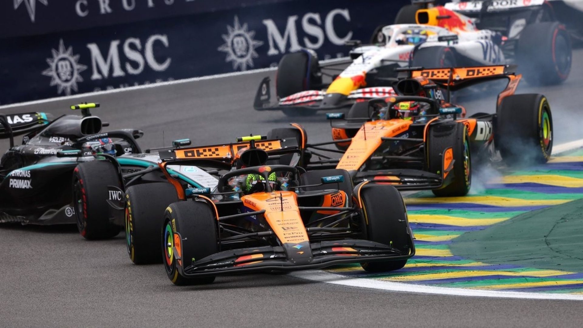 F1-Piastri defende manobra no S do Senna: "Não posso desaparecer"