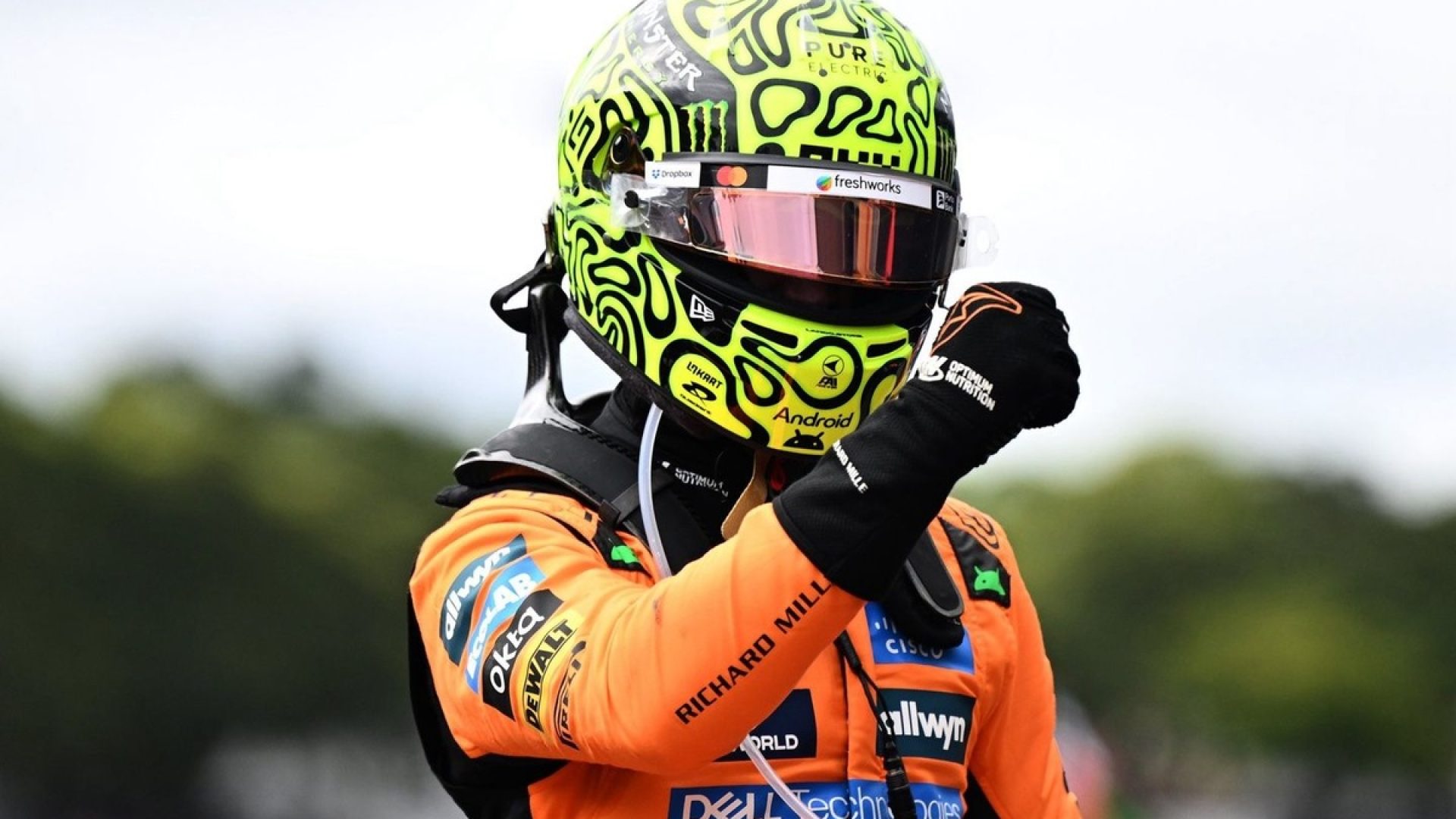 F1:Norris detona críticos e dedica triunfo a Gil de Ferran