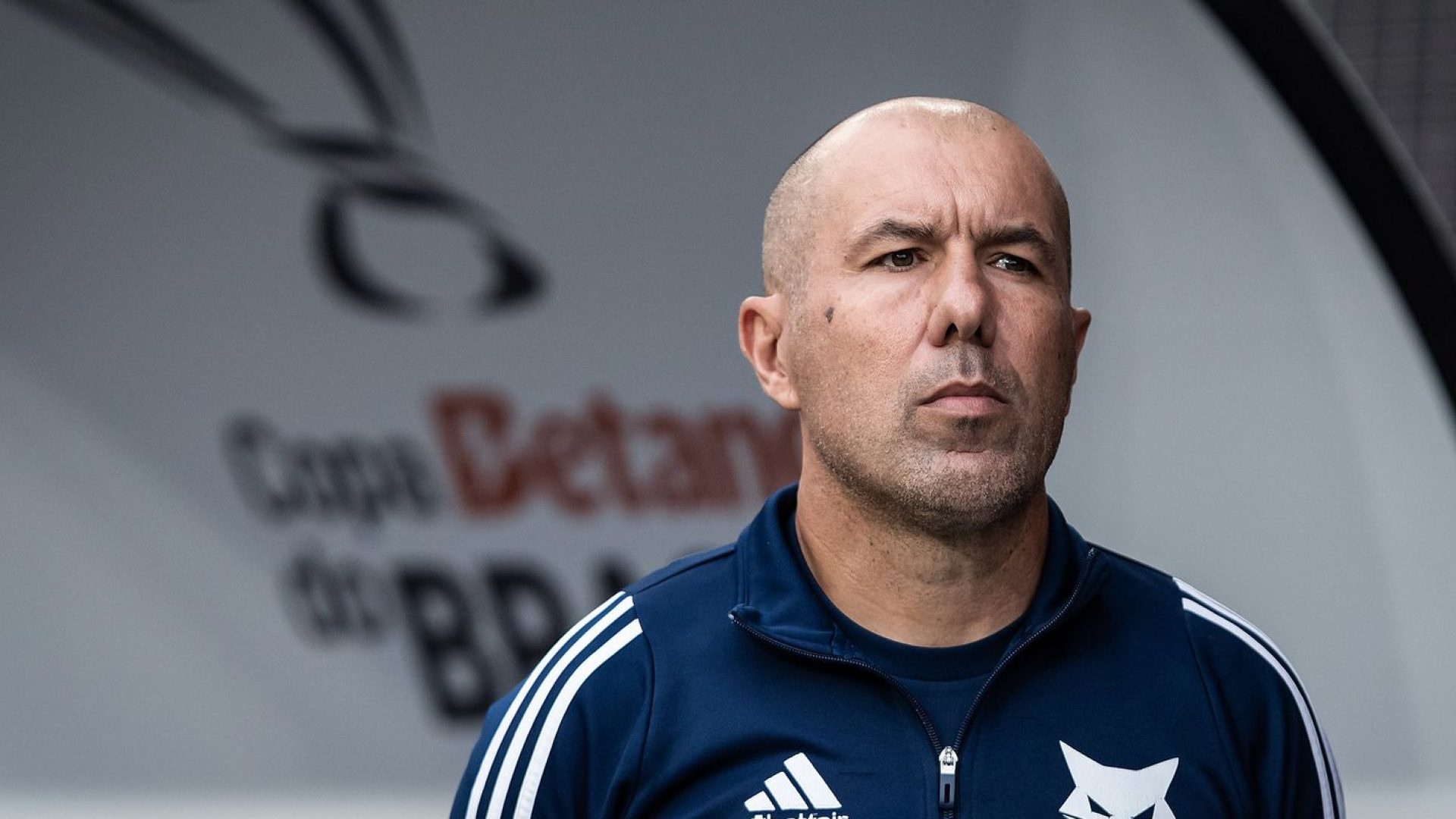 Cruzeiro anuncia saída de Leonardo Jardim após revés na Copa do Brasil