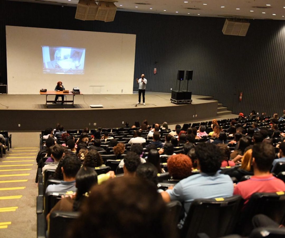 Letramento Racial capacitou mais de 7 mil pessoas em um ano