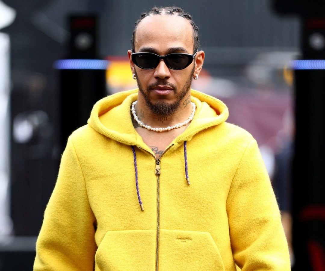 Quais pilotos estão na lista de atletas mais bem pagos de 25?