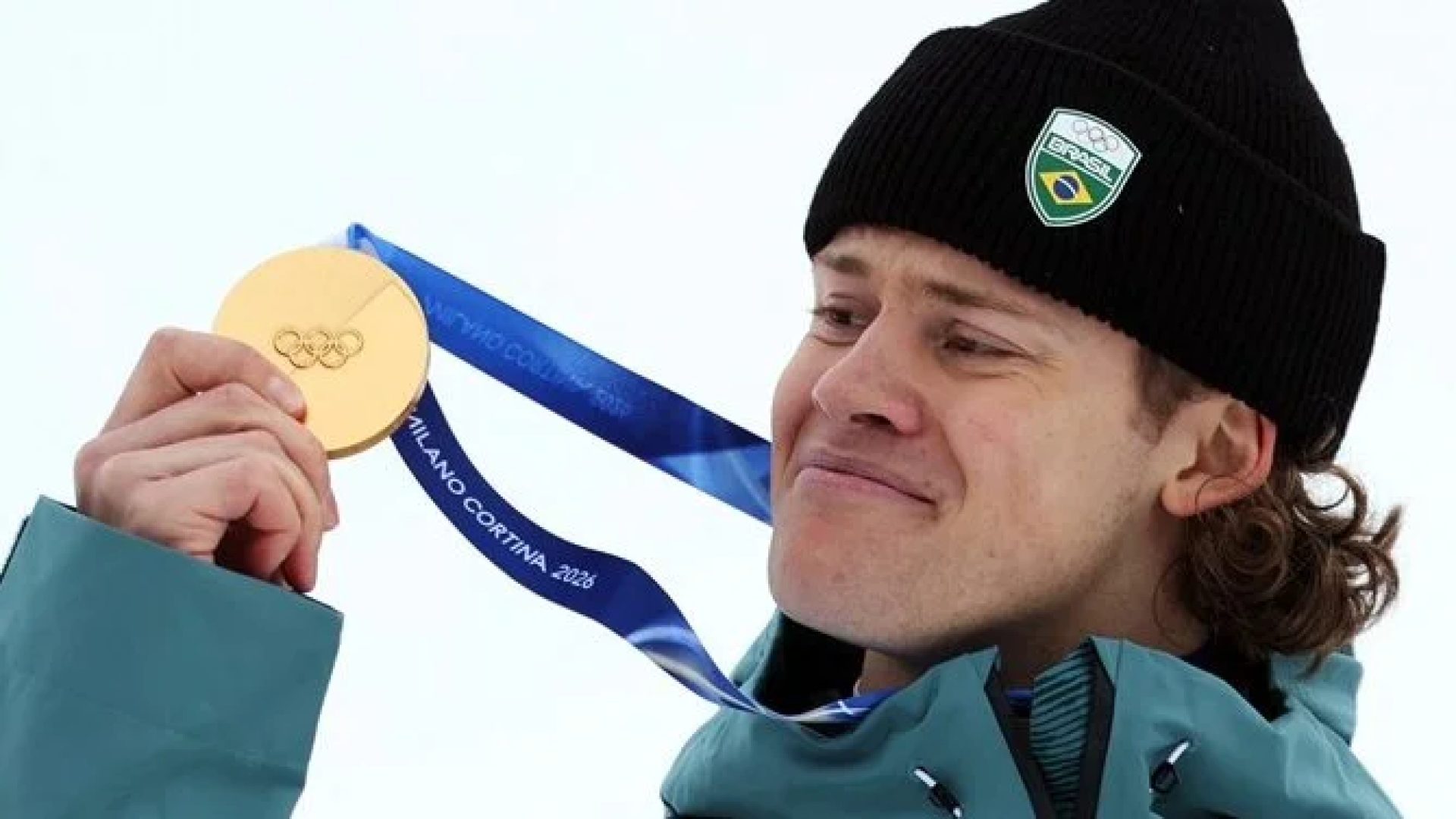 'Pavão do esqui, mas atleta dedicado', diz jornal da Noruega sobre Lucas Braathen