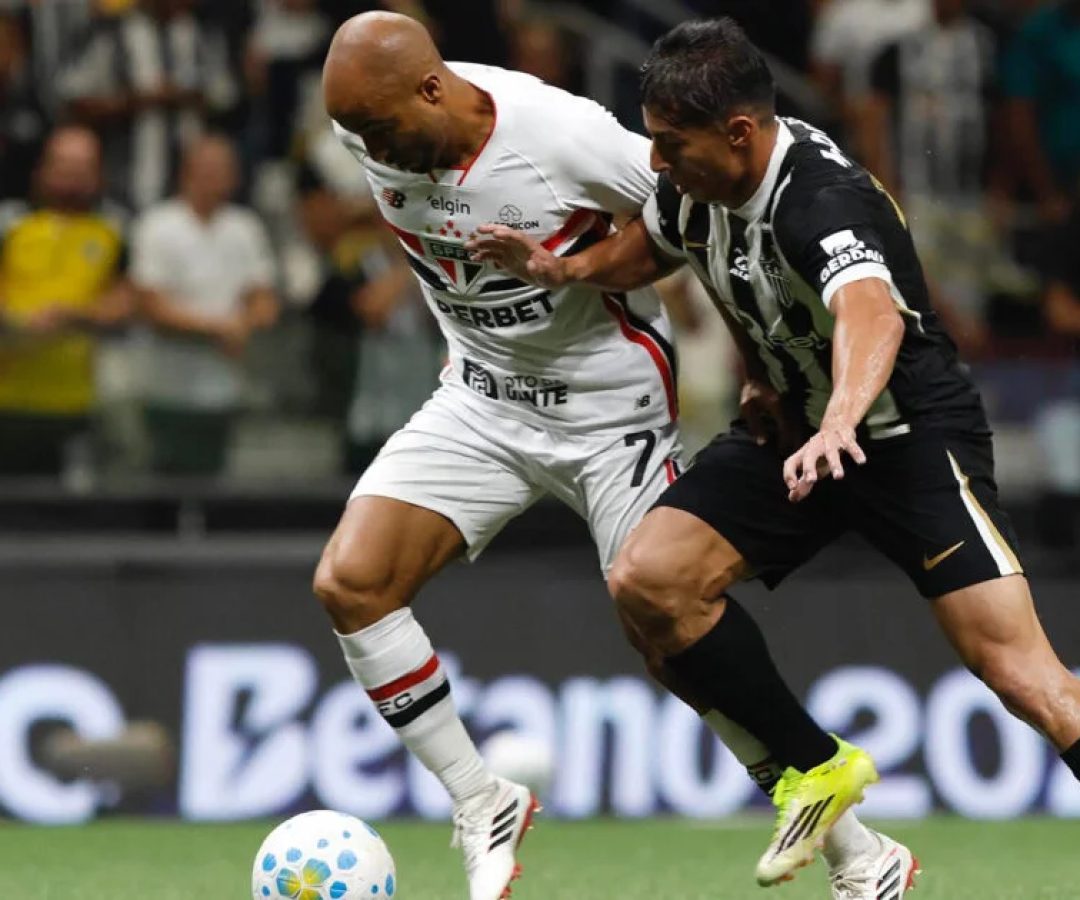 Lucas Moura fratura duas costelas e desfalcará o São Paulo diante do Palmeiras