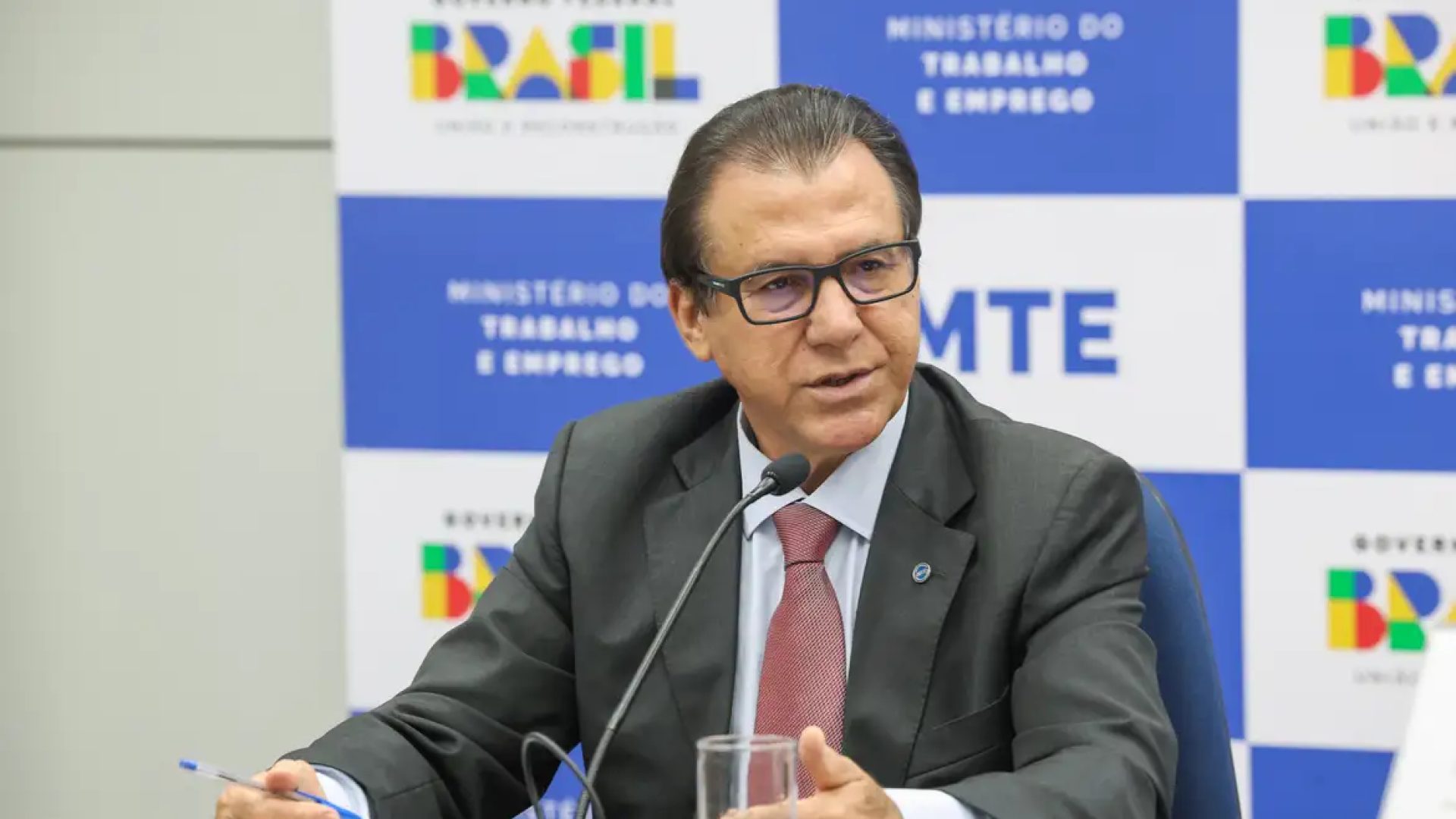 Comissão mista da MP do seguro-defeso ouvirá o ministro do Trabalho — Senado Notícias