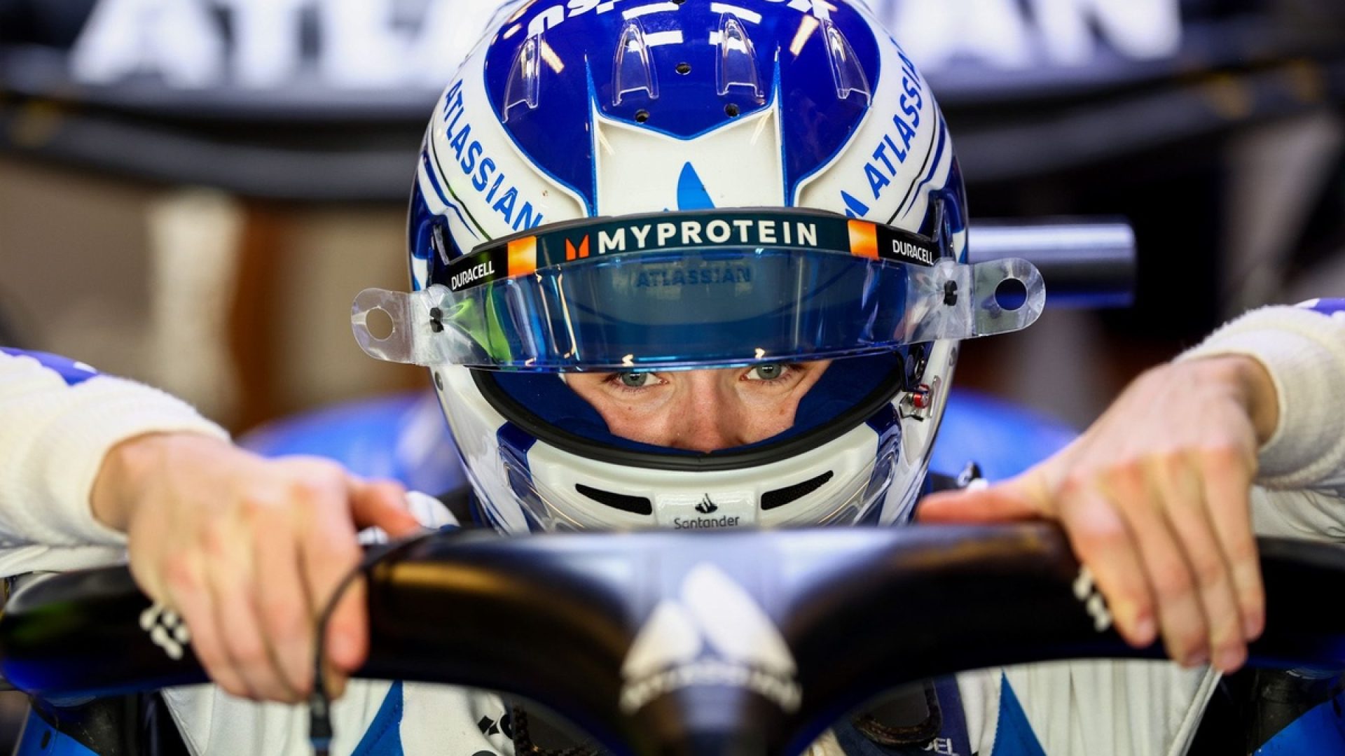 Williams revela Browning como reserva e academia para 2026