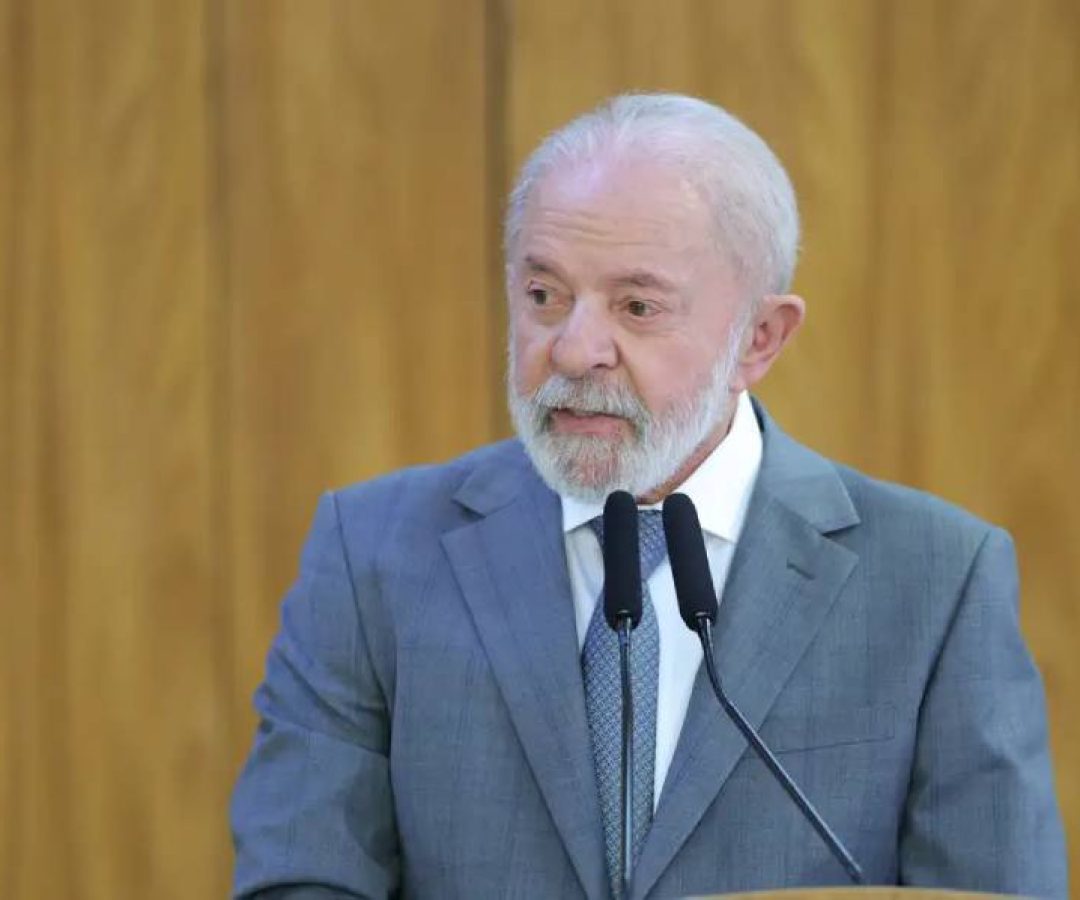 Candidatos ligados a Lula e Bolsonaro têm disputa apertada pelo Senado por SP, mostra pesquisa