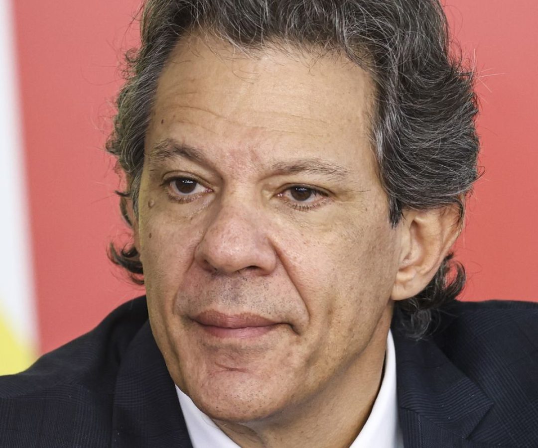 Haddad fará proposta aos estados para conter preços dos combustíveis