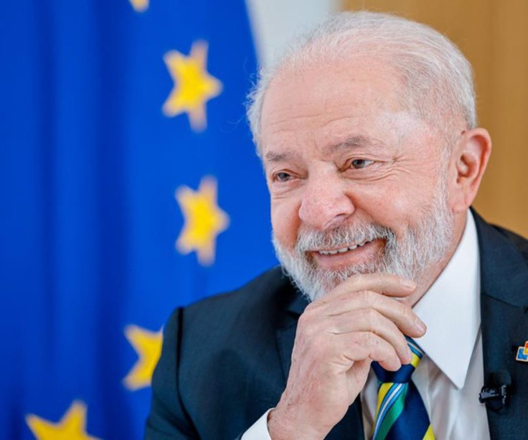 Lula veta projeto que conta estágio como experiência em concursos