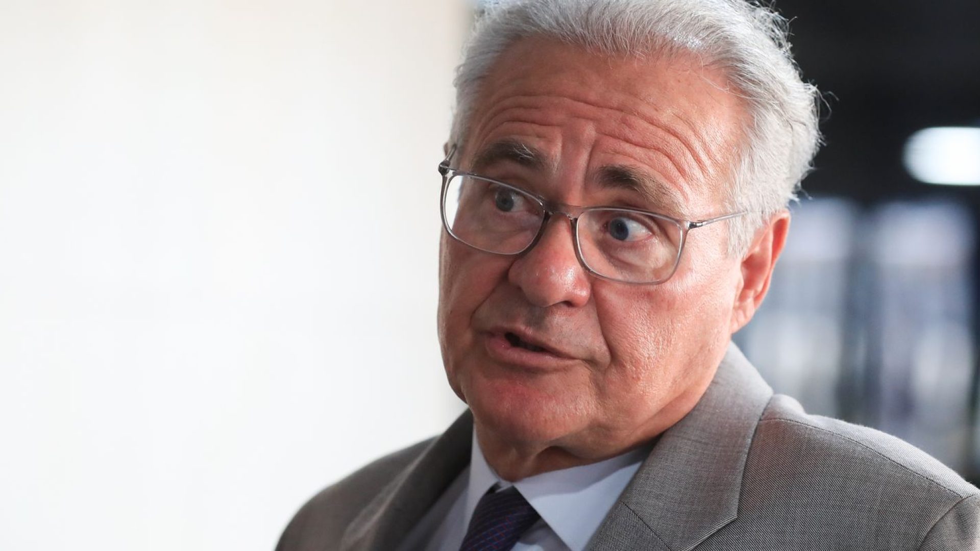 Senado instala comissão para apurar fraudes do Banco Master