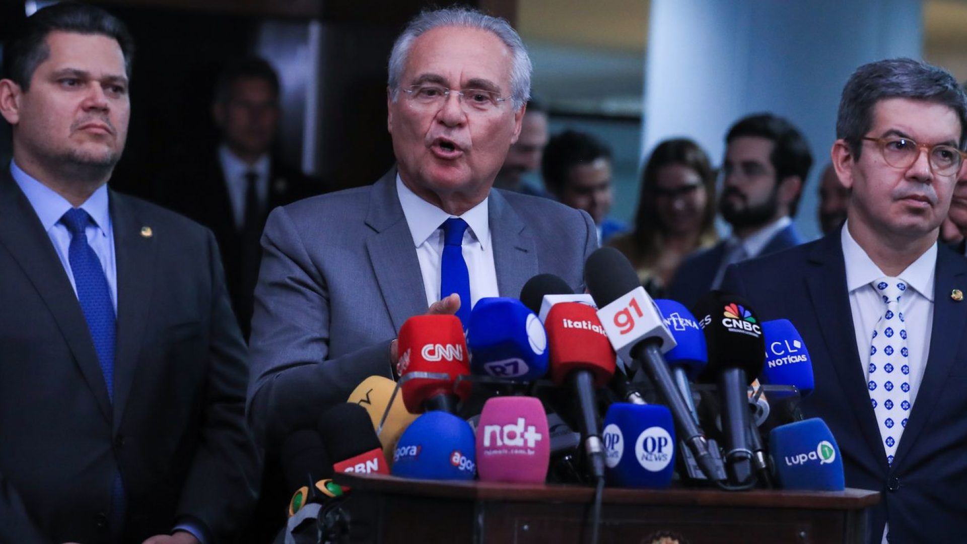 Renan Calheiros será relator do projeto de isenção do IR no Senado