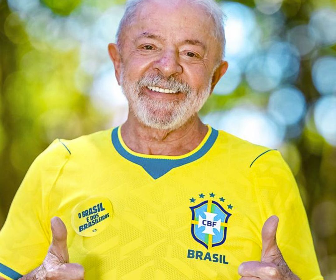 Lula pede para seleção do Brasil “jogar com a alma” na Copa do Mundo