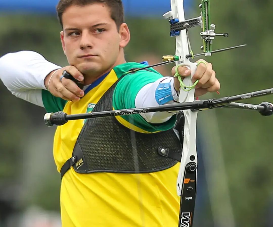 Marcus D´Almeida conquista prata no Finals de tiro com arco