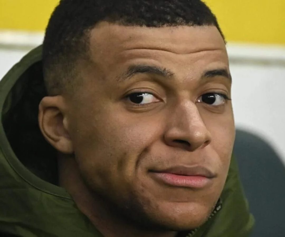 Lesão de Mbappé preocupa França e Real Madrid
