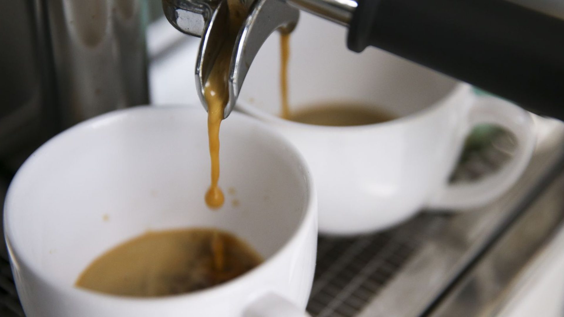 Preços altos derrubam consumo de café no Brasil em 2025