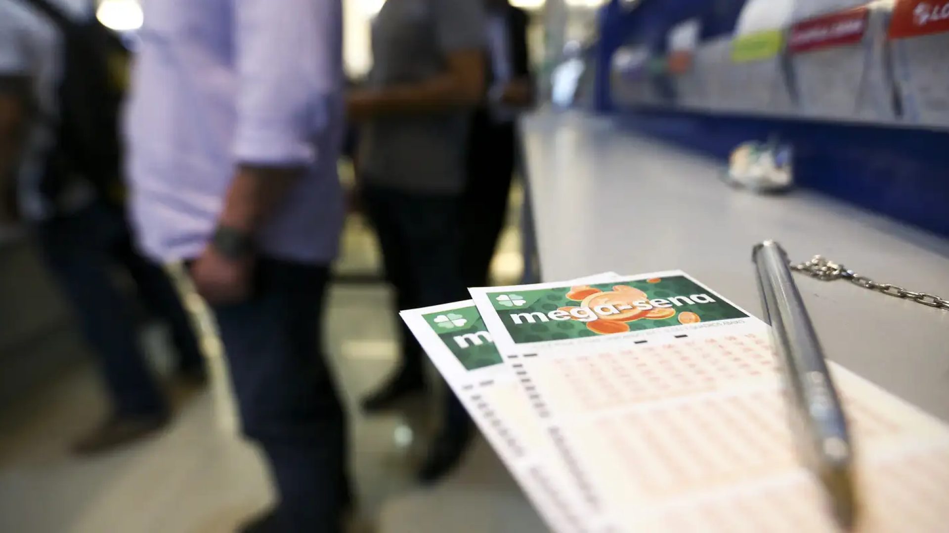 Mega-Sena acumula para R$ 50 milhões; confira os números sorteados