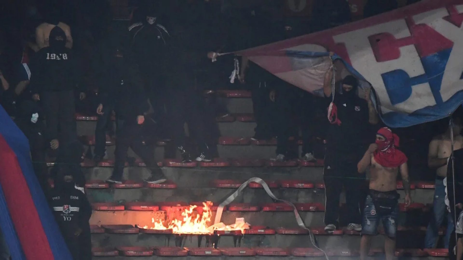Jogo do Flamengo na Libertadores é cancelado após atos de vandalismo