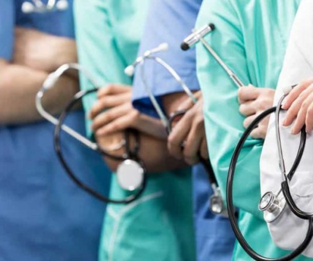 MEC pune 52 faculdades de Medicina por baixo desempenho