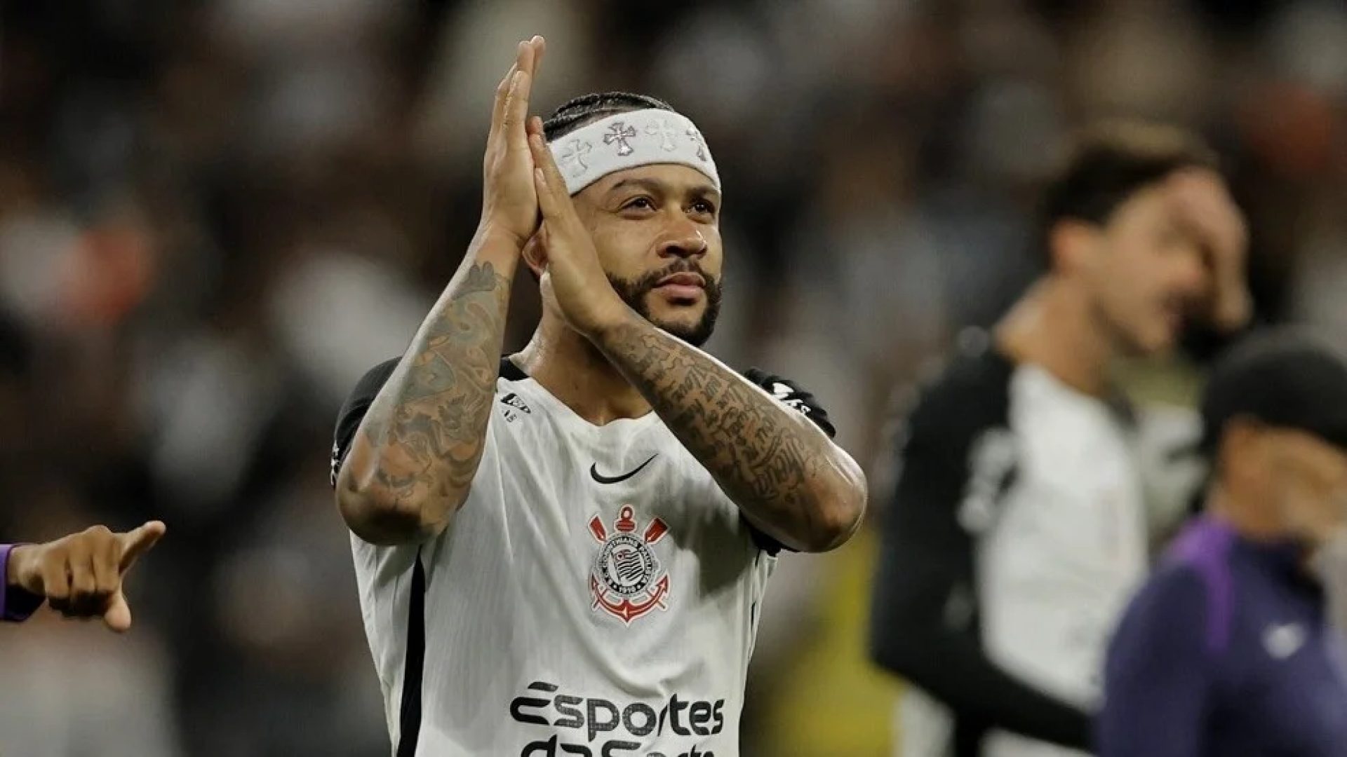 Memphis Depay, do Corinthians