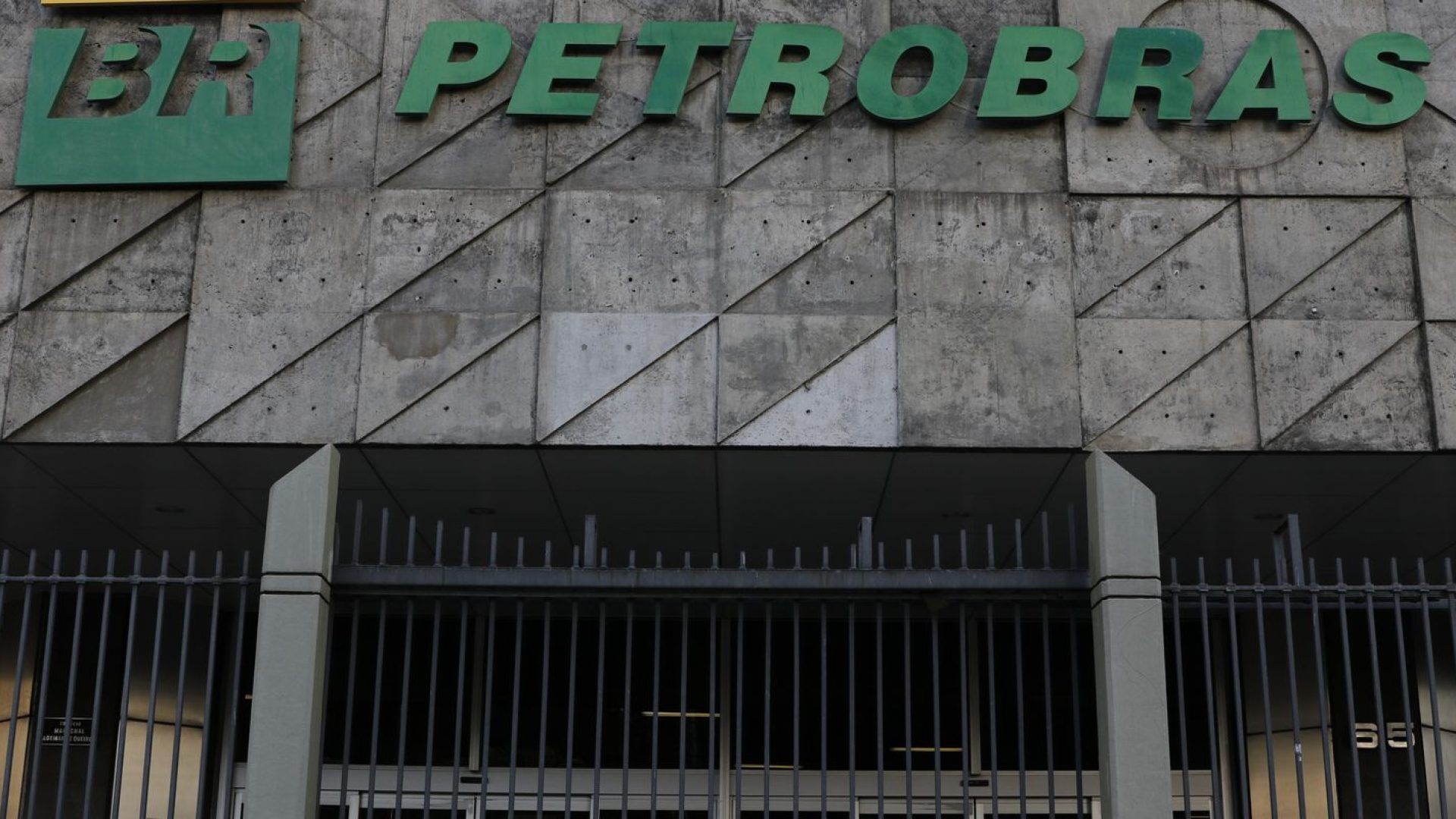 Petrobras reduz em 7,8% preço de venda do gás natural a distribuidoras