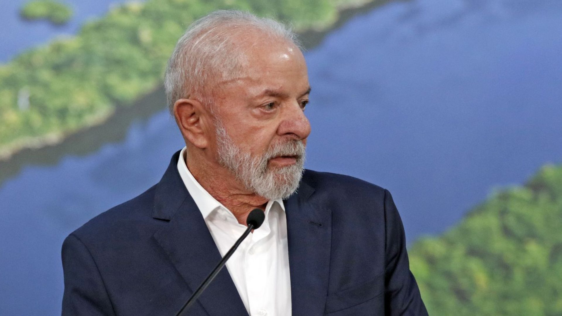 Lula agradece Trump e espera "zerar celeuma" com os EUA