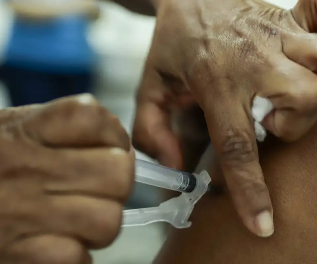 Casos de influenza A continuam a crescer no Brasil, diz Fiocruz