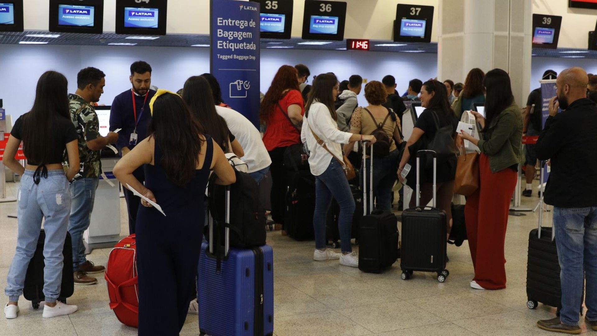 Santos Dumont opera normalmente, após 13 voos cancelados nesta sexta