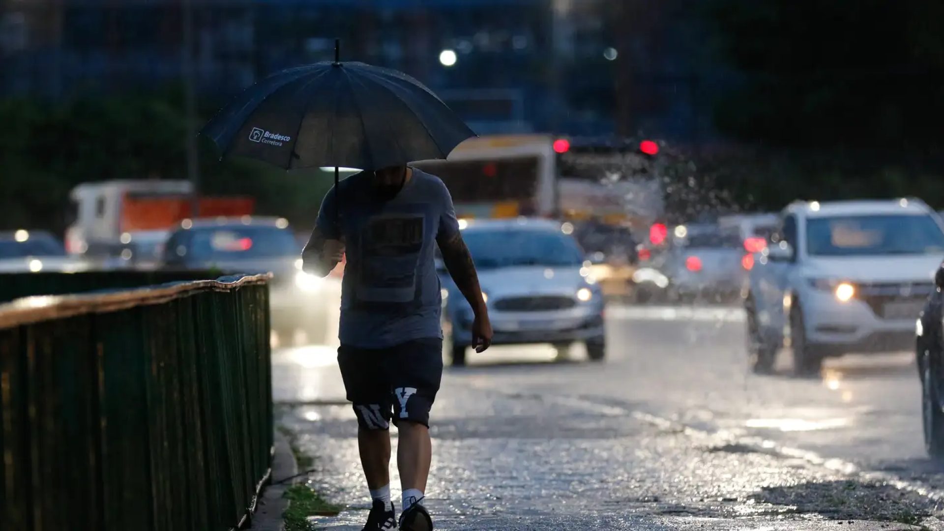 Após fortes chuvas, moradores de Paraibuna e Itirapina podem usar FGTS