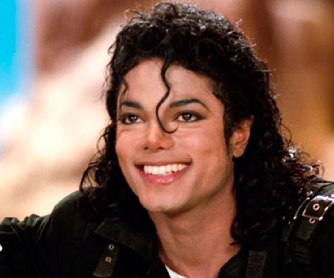 Michael Jackson é primeiro a estar no top 10 da Billboard em seis décadas diferentes