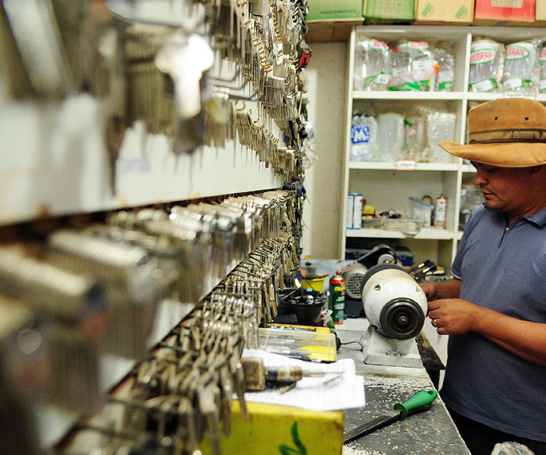 Acesso mais fácil ao Programa Nacional de Microcrédito já está em vigor — Senado Notícias