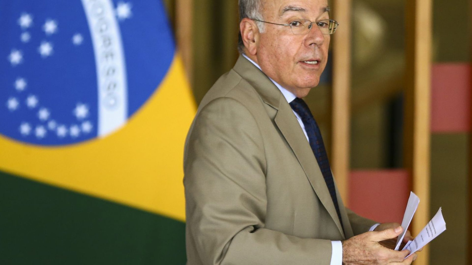 Mauro Vieira debate Fundo de Florestas Tropicais em Luxemburgo