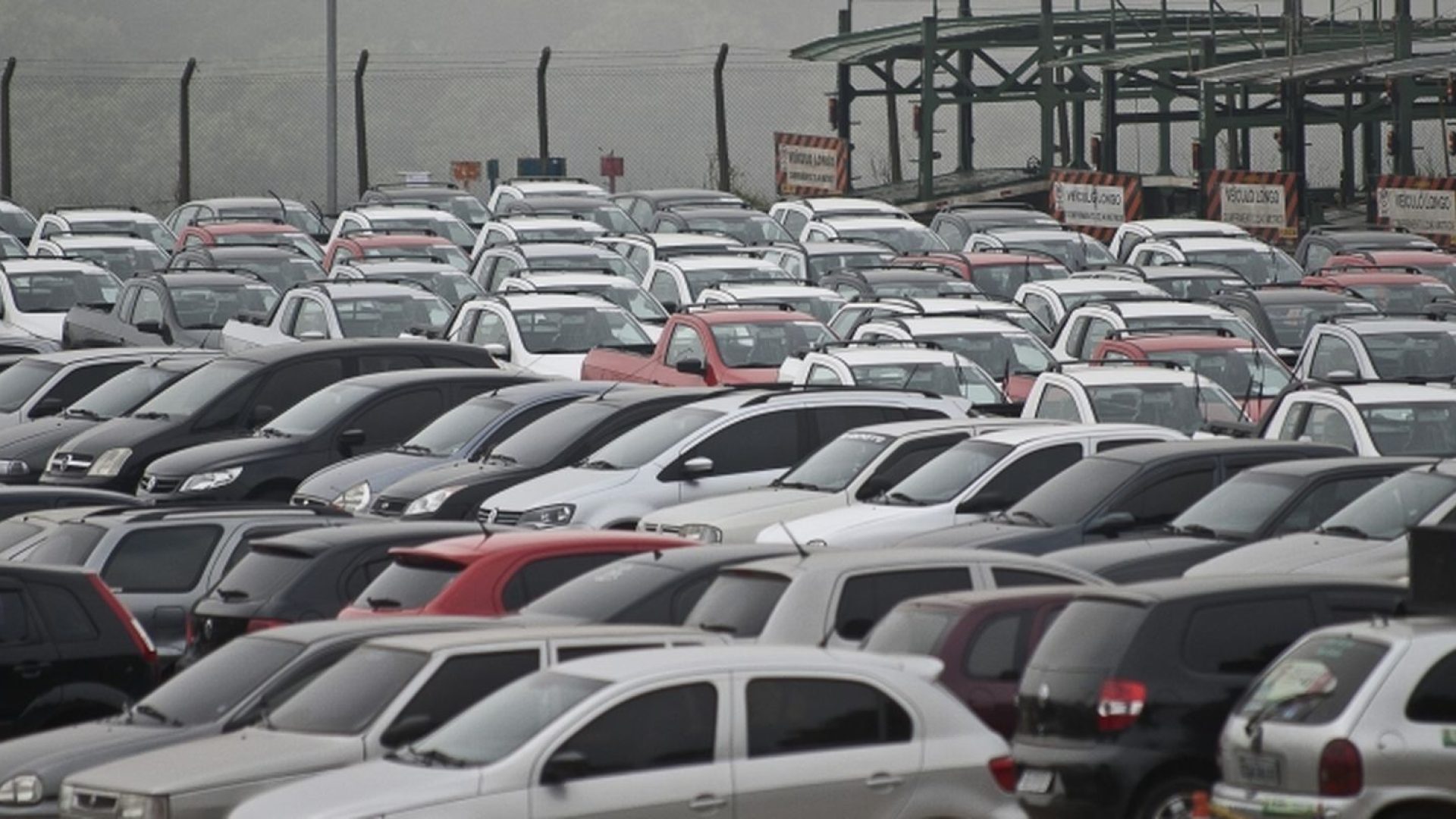 Produção de veículos cresce 2,4% em abril, diz Anfavea