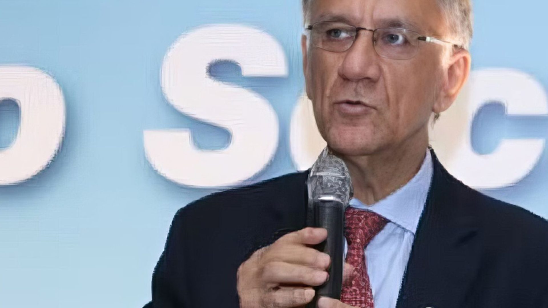 Morre em São Paulo o professor e intelectual Luiz Roberto Alves