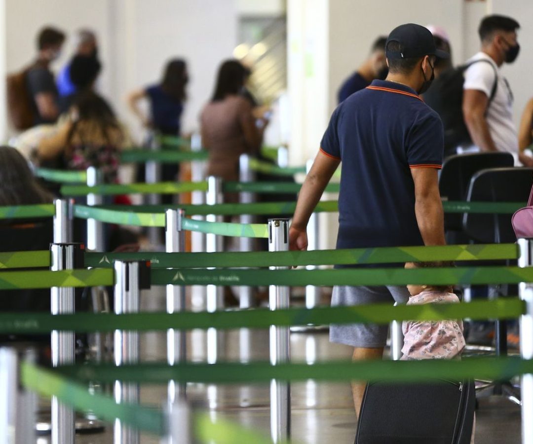 Saiba porque é um risco fazer piadas sobre bombas em aeroportos