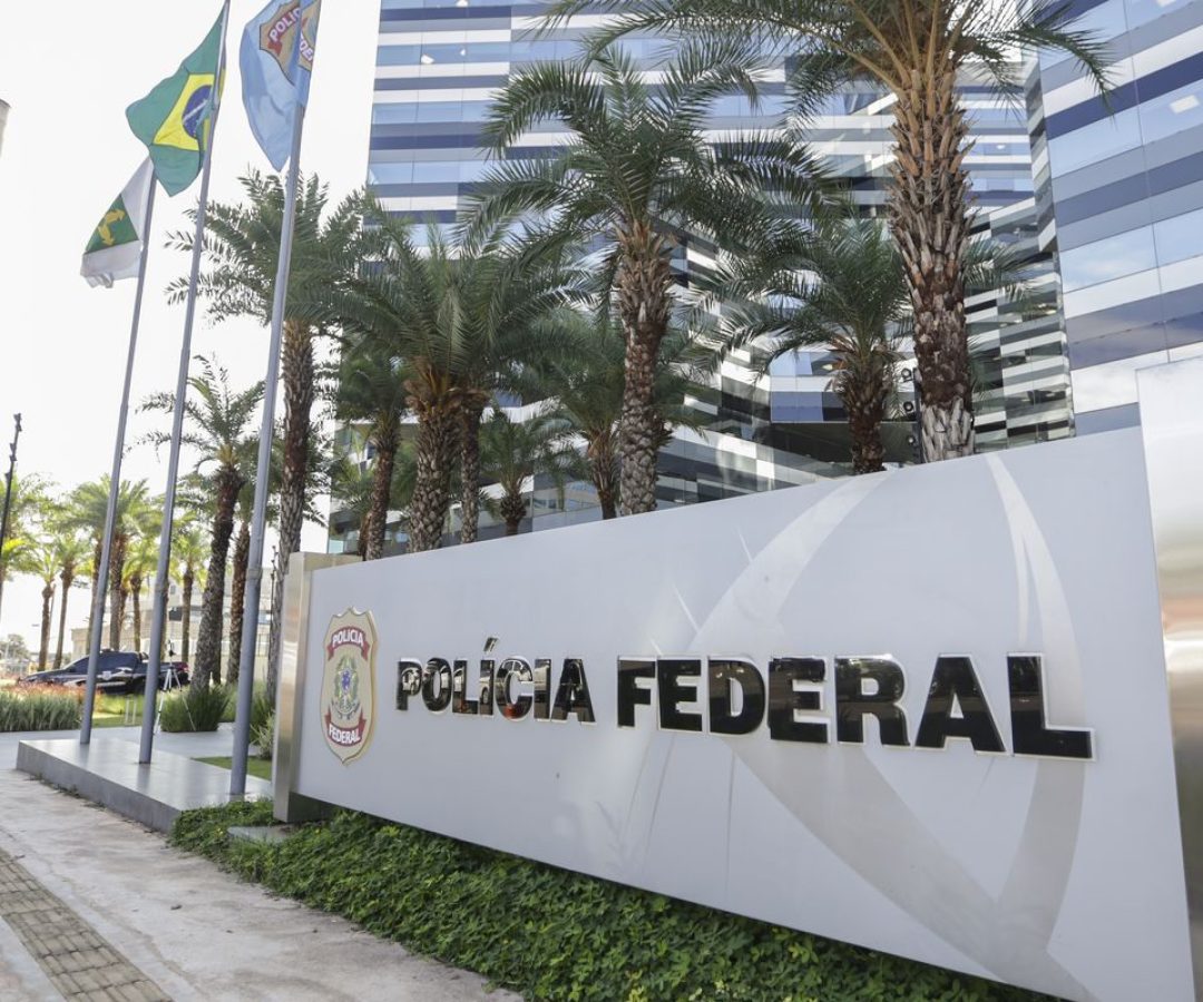 Fraudes no INSS: PF deflagra nova fase de operação em oito estados