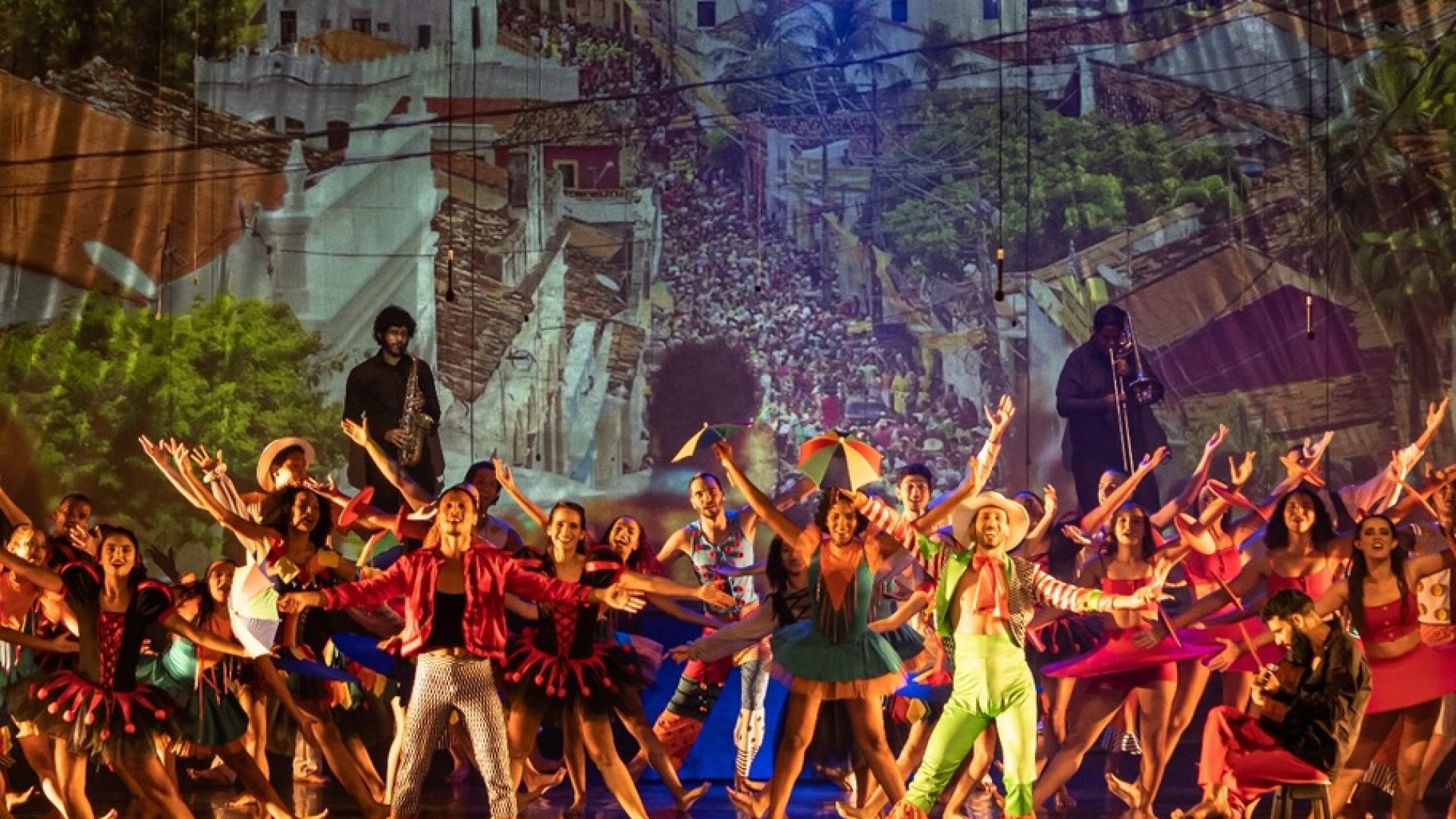 Elenco de musical fará city tour cívico em Brasília