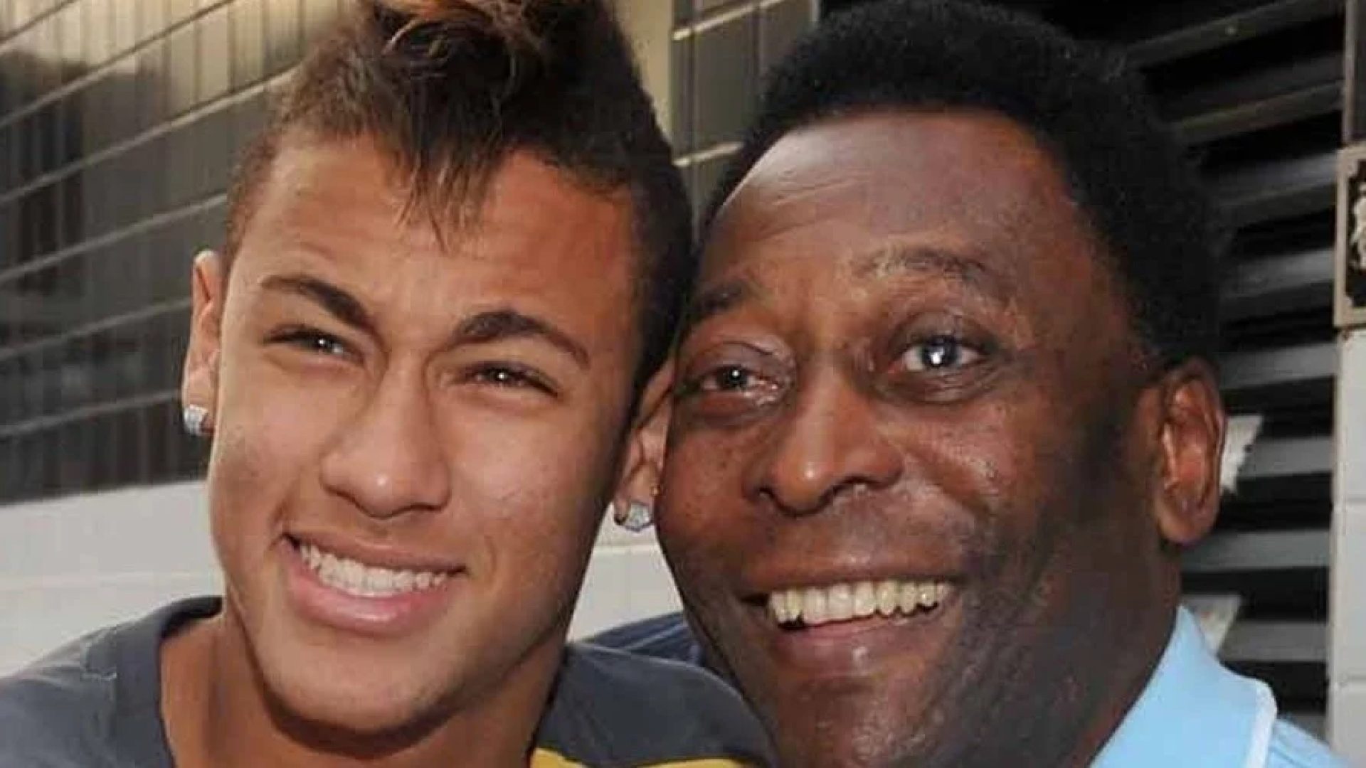 Empresa de Neymar Pai prepara anúncio da compra da marca Pelé