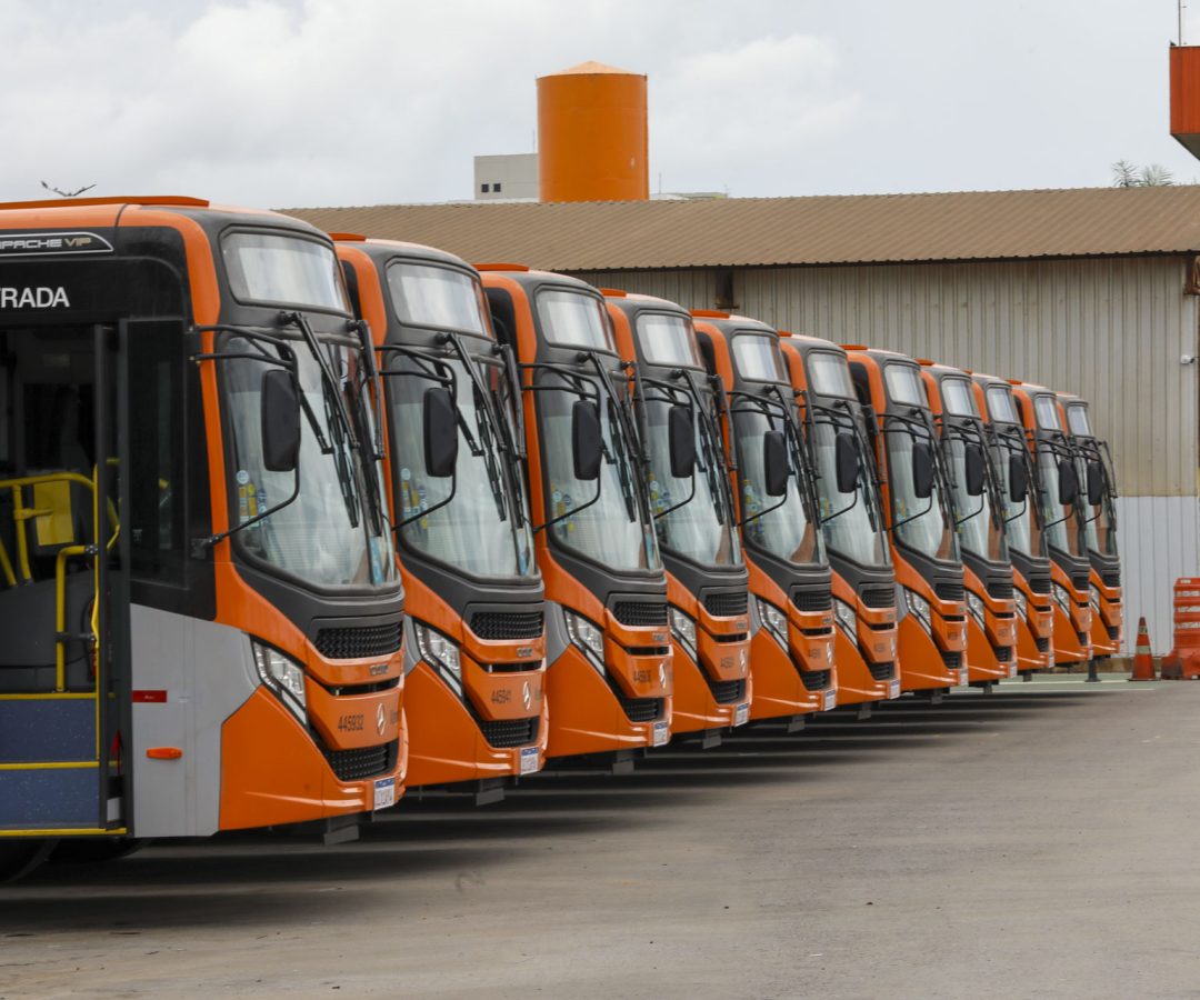 DF renova frota de ônibus com 23 veículos Euro 6 em circulação