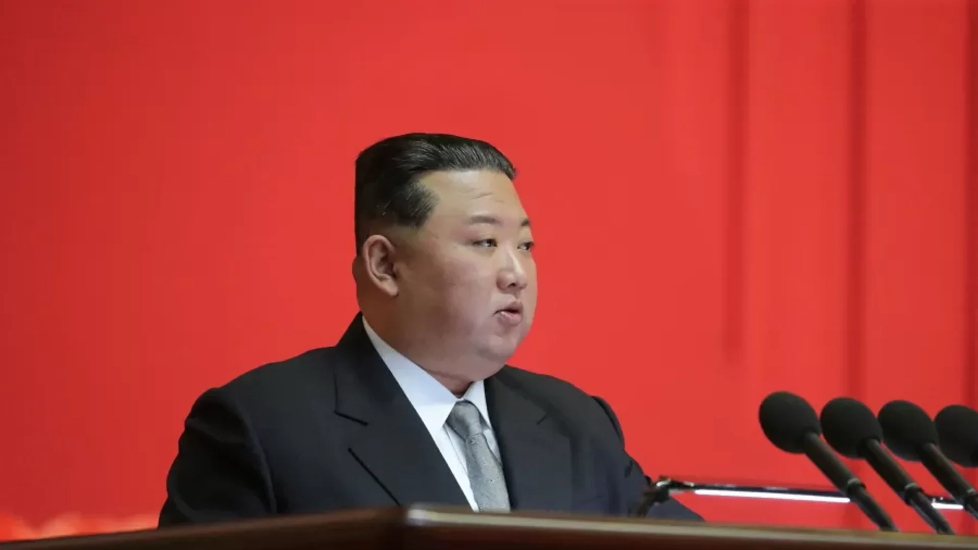 o-lider-norte-coreano-kim-jong-un-1657467547651_v2_900x506.jpg.webp.webp