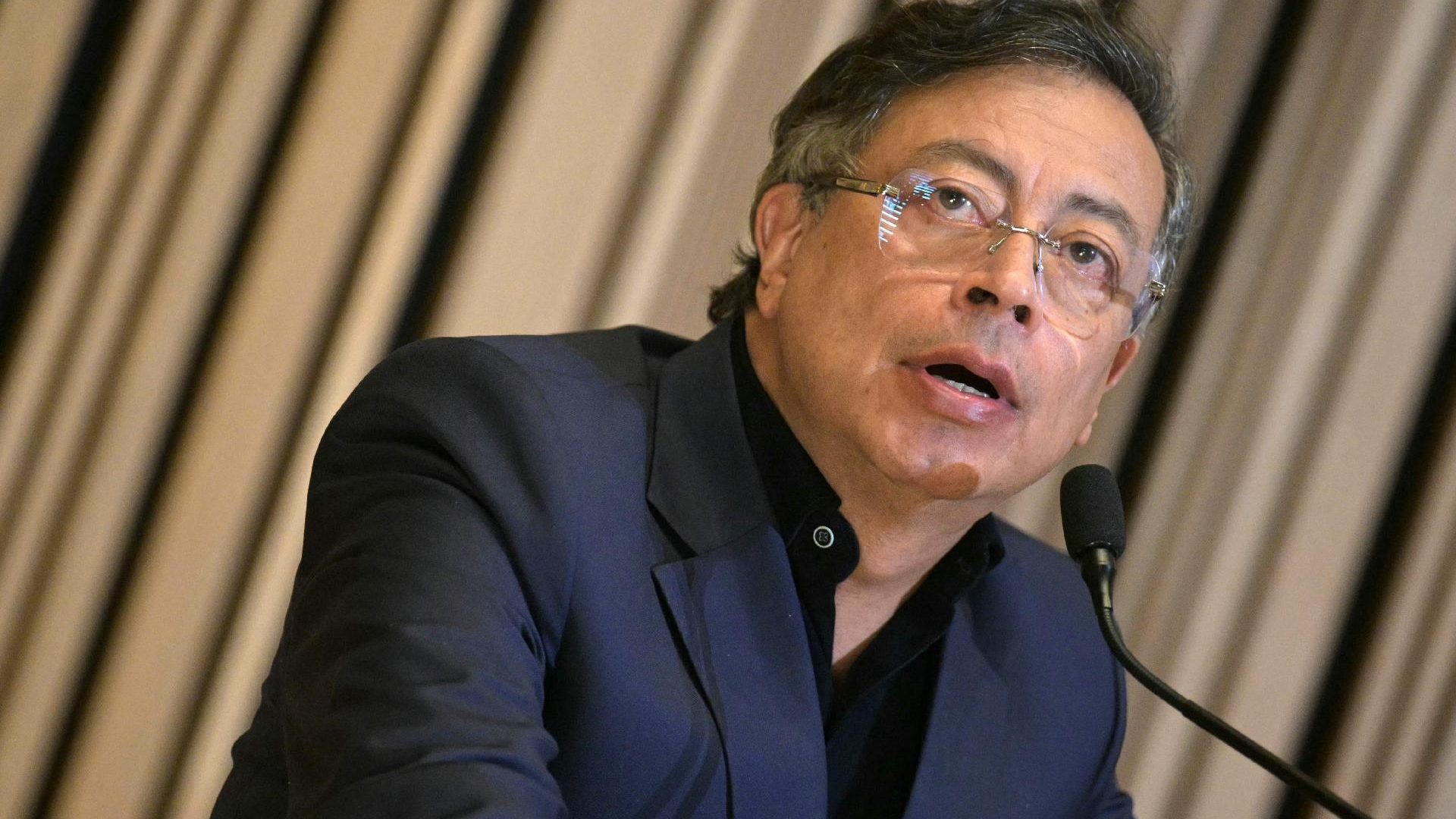 o-presidente-da-colombia-gustavo-petro-1773736019870_v2_1920x1278.jpg