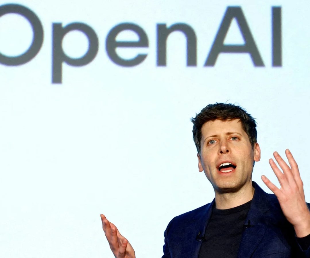 O CEO da OpenAI, Sam Altman, participa de um evento para apresentar IA para empresas