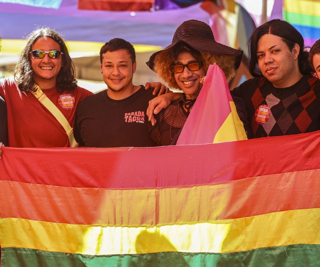 Orgulho LGBT: pessoas trans celebram projeto de inclusão pelo futebol